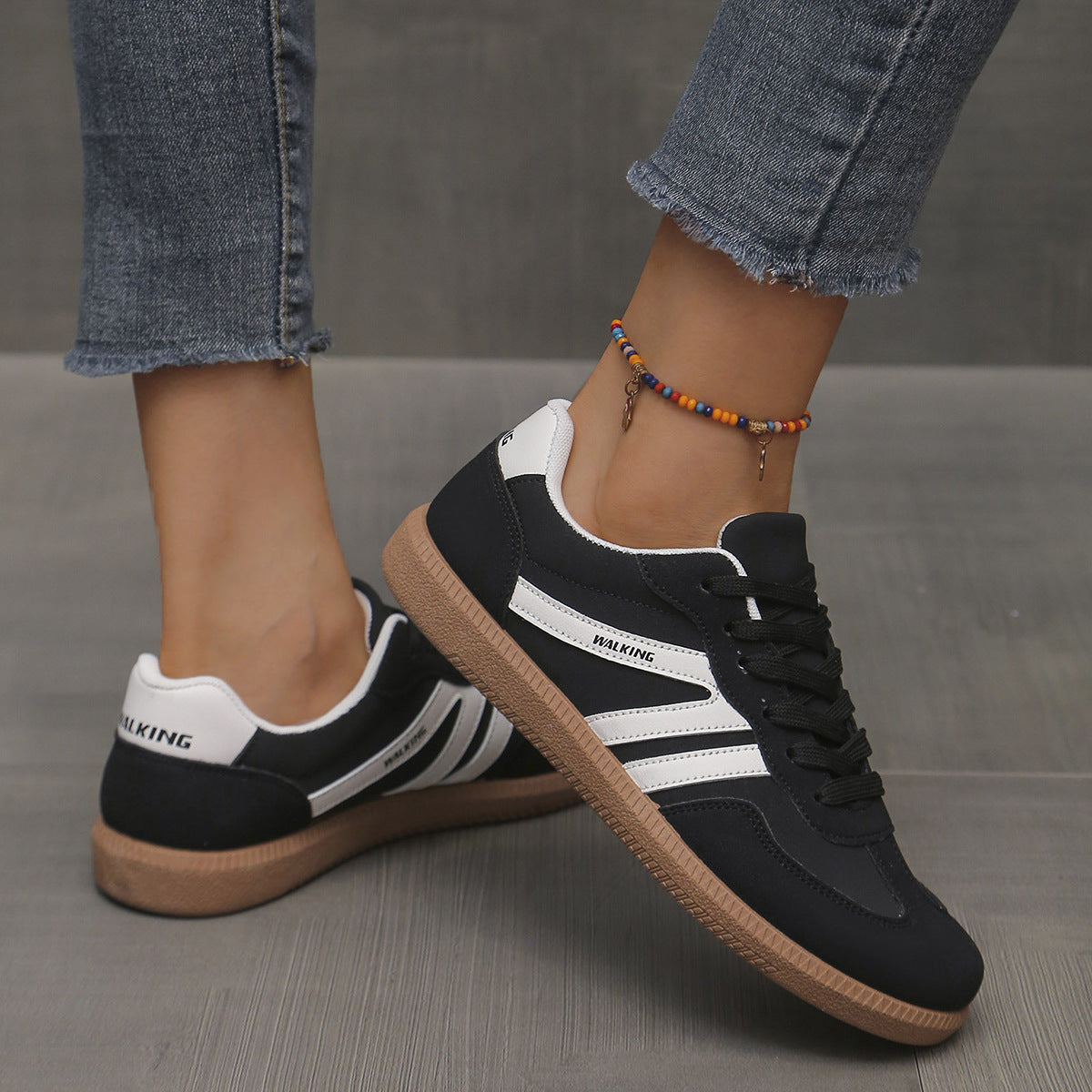 đ Moka Confort â Les baskets orthopĂ©diques qui soulagent vos pieds, avec style ! - Twinsy
