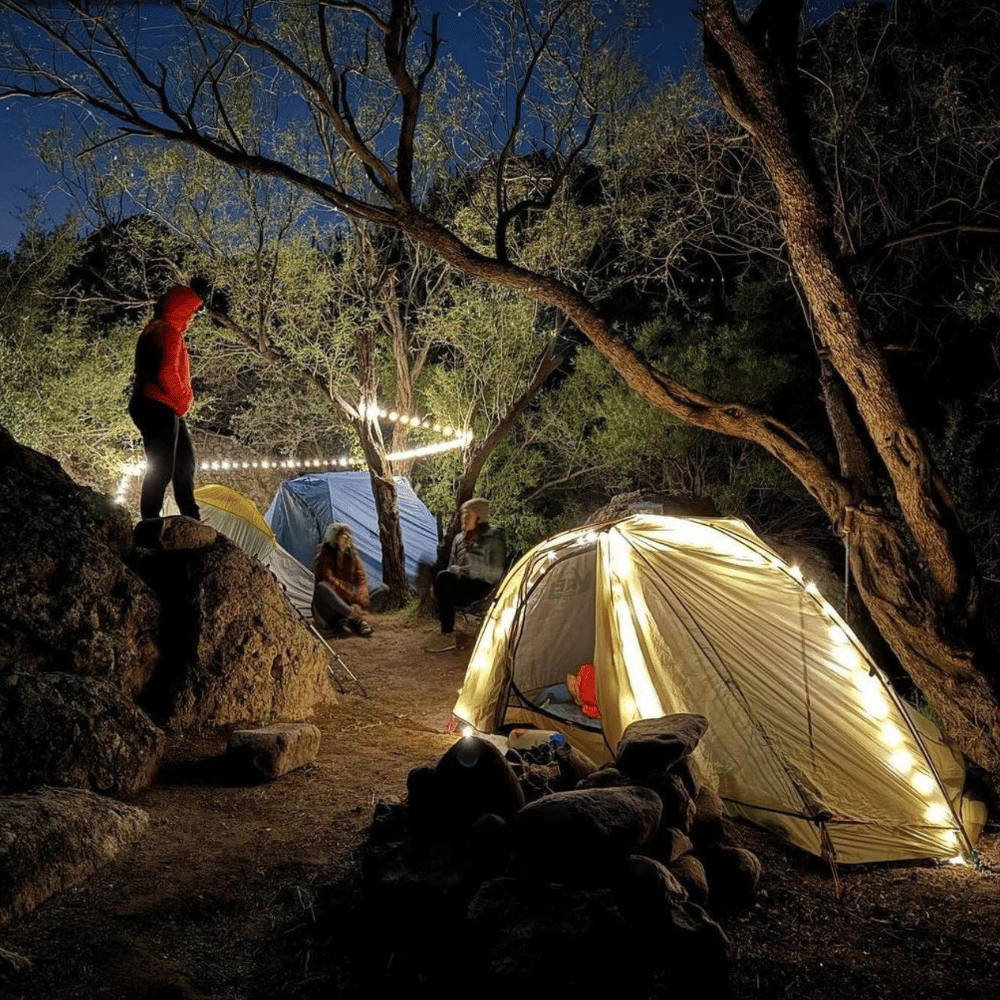 Twinsy Lumi™ – Lanterne 4‑en‑1 + Guirlande lumineuse. Illumine tes soirées en un clin d’œil. - Twinsy